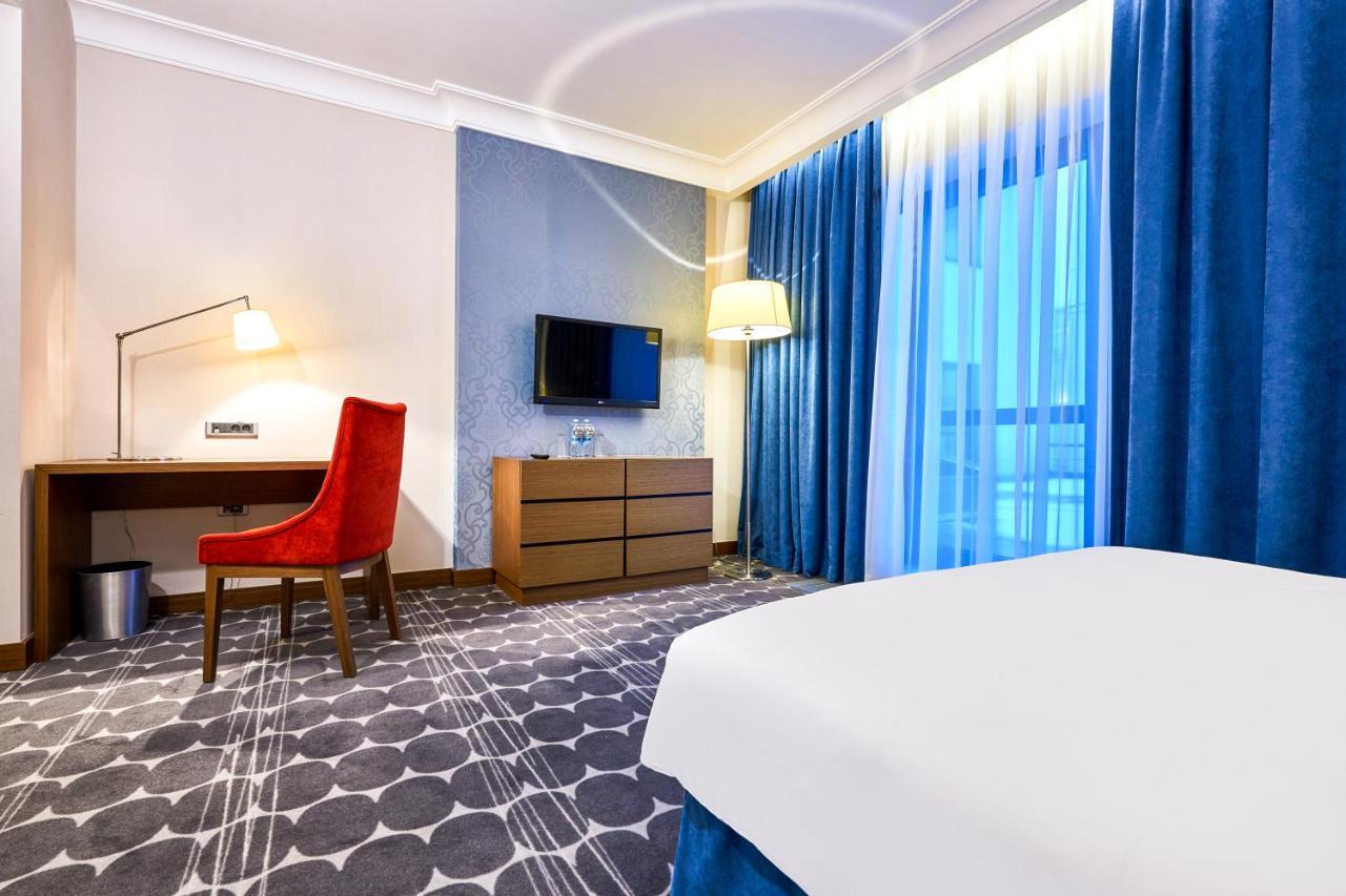 Radisson Blu Hotel, Kyiv Podil City Centre Exteriér fotografie