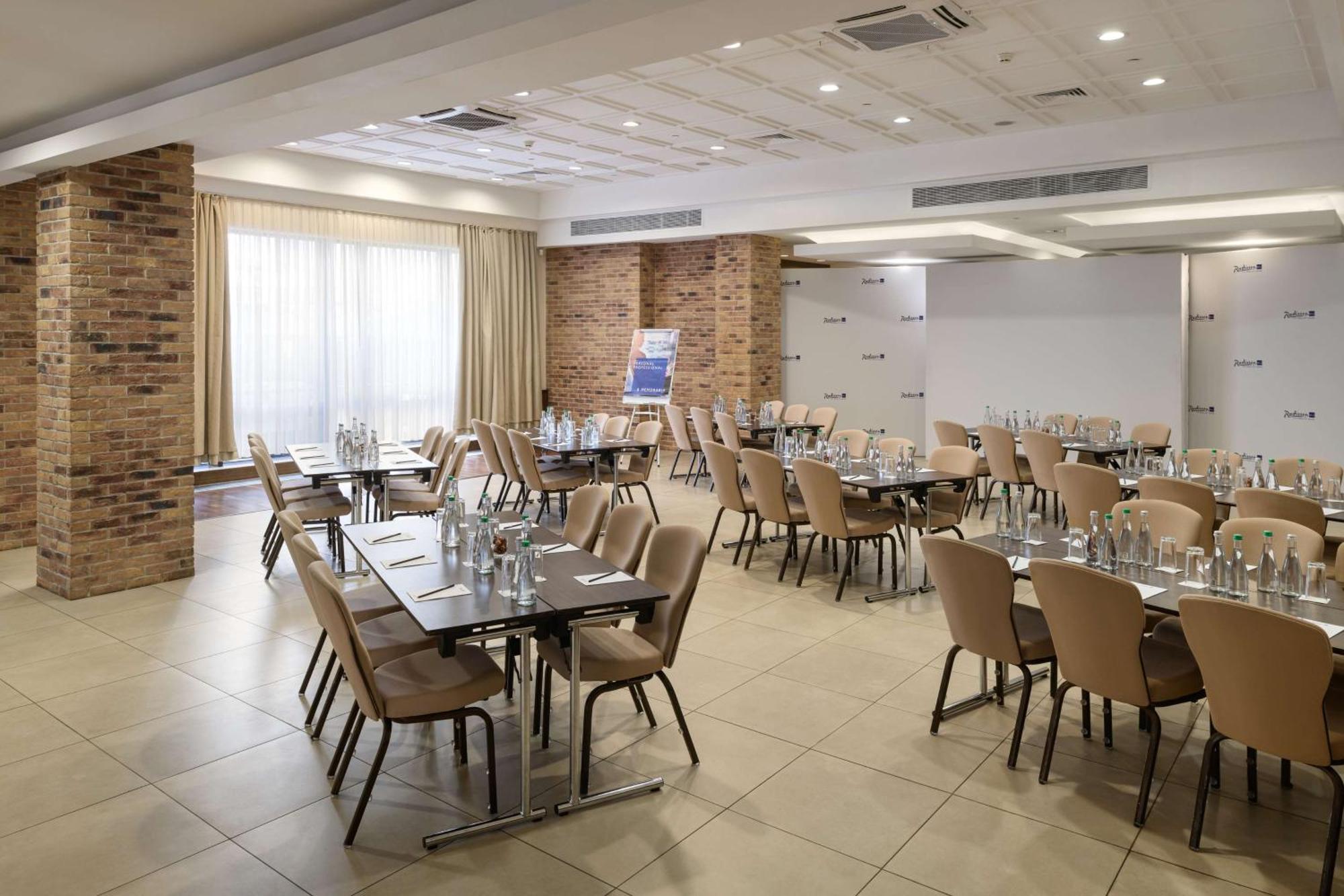 Radisson Blu Hotel, Kyiv Podil City Centre Exteriér fotografie